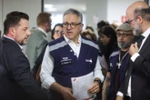 Metanol: ministro recomenda que população evite beber destilados