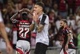 Campeonato Carioca: Flamengo bate Vasco no Maracanã por 2 x 0