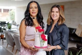 Claudia Meireles é homenageada por Lara Calaça em surpresa com amigos