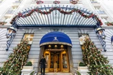 Hotel mais amado pela família real ganha honraria do rei Charles; veja