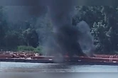 Vídeo: helicóptero atinge rede elétrica e cai em rio nos EUA; 2 morrem