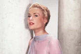 Figurino usado por Grace Kelly inspira releituras até hoje; saiba qual