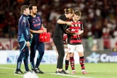 Filipe Luís elogia jogo contra o Cruzeiro: “Alto nível e estudado”