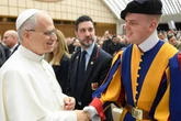 Papa Leão XIV defende a união da Cúria e uma igreja missionária