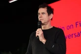Diretor alemão Tom Tykwer vem ao Brasil para Festival de Cinema no Rio