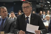 Bolsonaro abre interrogatório com discurso político e voto impresso