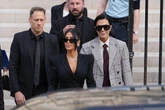 Kim Kardashian: look para ir a tribunal vai do drama ao deboche