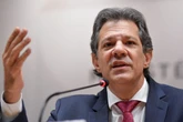 Haddad reage após Planalto culpá-lo por votação da derrubada do IOF