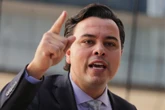 Vídeo: advogado diz que acionará OAB contra Moraes por mutar microfone