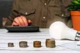Conta de energia vai pesar menos para famílias de baixa renda