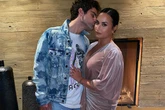 Ex-noivo de Demi Lovato é preso por violência doméstica
