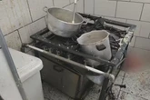 RJ: panela de pressão explode em escola e deixa 2 funcionários feridos