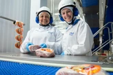 Seara impõe ritmo de trabalho 435% superior ao limite em frigorífico