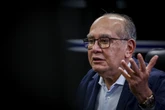 Gilmar Mendes toma posse em fórum mundial sobre Oscar Niemeyer