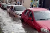 Vídeo: após chuva, centro de Manaus e comércio é afetado