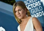 Jennifer Aniston diz que assumiria com “orgulho” sexo com “Ross”