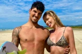Yasmin Brunet posa em meio à natureza e recebe declaração de Medina