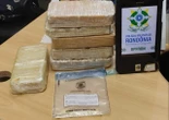 Homem é preso com 6 kg de cocaína enrolados no corpo