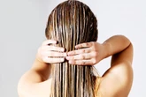 Óleo de coco: aliado ou rival do cabelo? Especialistas esclarecem