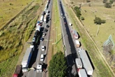 Combustível faz associação convocar greve de caminhoneiros para 25/7
