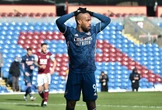 Com polêmica de VAR e falha impressionante, Arsenal tropeça no Burnley
