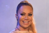 Solange Almeida deixa fãs babando ao posar de biquíni: “Plena”