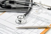 Médico esfrega pênis na paciente e é indiciado por crime sexual em GO