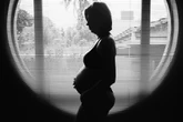 Mulheres que tratam infertilidade têm maior risco de AVC após o parto