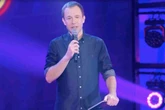 “Um beijo ao Faustão”, diz Leifert ao apresentar a Dança dos Famosos