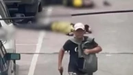 Thailandia, spara in un mercato di Bangkok e uccide 4 persone: l'uomo si allontana con la pistola