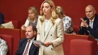 Dossieraggio Salis, accuse a FdI: Gambino autosospeso, il partito teme l’allargamento dell’inchiesta
