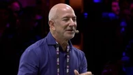 ITW 25 - Bezos e la lezione di vita del nonno: "È più difficile essere gentili che intelligenti"
