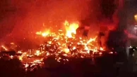 Un mare di fuoco devasta Manila, oltre mille famiglie restano senza casa