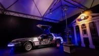 “Ritorno al futuro” fa 40 e si mette in mostra a Milano