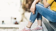 Nuovi rischi per gli adolescenti: crescono l’abuso di farmaci e il gioco d’azzardo online