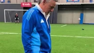 Roberto Baggio conquista i social: il Divin Codino palleggia con il pallone del Mondiale 2026