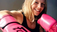 Parigi Bini, la biologa del ring: “Facevo equitazione, stregata dalla boxe”. Stasera live streaming