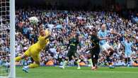 Manchester City già in testa da solo, Haaland ribalta il Brentford. Il Liverpool cade in casa