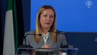 Scuola, Meloni: "Il talento dei ragazzi non deve fermarsi di fronte a barriere linguistiche"