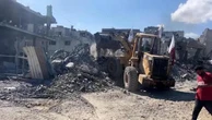Medio Oriente: i bulldozer rimuovono le macerie nel centro di Gaza City