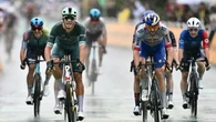 Tour, Jonathan Milan vince a Valence e rafforza il suo primato nella classifica a punti