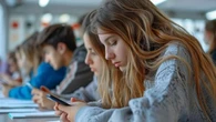 Calendario scolastico 2025-26: tra ponti ridotti e un Natale da record, poche occasioni per riposare