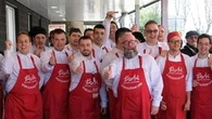Primo Maggio, Giorgia Meloni in visita al ristorante della fondazione Pizzaut a Monza