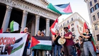 Sciopero per Gaza domani su treni, bus, navi e a scuola. Ma i disagi continueranno fino a novembre