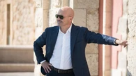 Ascolti tv, Montalbano vince la prima serata. “Affari tuoi” si avvicina a “La ruota della fortuna”