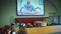 "Ciao Carlin”, nella camera ardente il saluto degli amici e i ricordi dei viaggi e dei suoi sogni