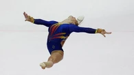 Abusi e violenze nella ginnastica romena, un’atleta: “L’allenatrice Camelia Voinea usava la frusta”