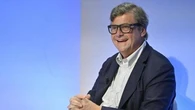 Calenda si sfila dal centrosinistra unito per le Marche. E rilancia: "Aboliamo le Regioni"