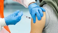 Covid, il 50 per cento degli italiani ha ricevuto la prima dose di vaccino