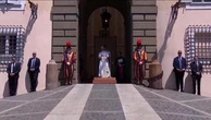 Il Papa: "Tornano venti di guerra, non spengano la speranza"
